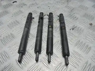 Second-hand car spare part injector for kia carnival ii 2.9 cdri ex oem iam references ejbr1901z