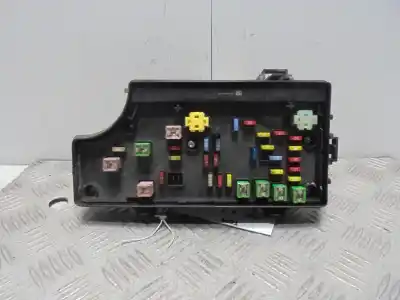 Second-hand car spare part FUSE BOX UNIT for CHRYSLER SEBRING BERLINA  OEM IAM references P68028008AB  