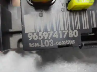 Second-hand car spare part fuse box unit for citroen c2 vtr oem iam references 9659741780  