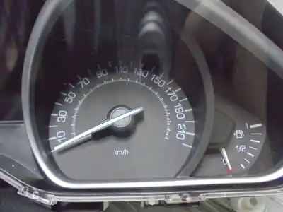 Peça sobressalente para automóvel em segunda mão quadrante por peugeot 208 style referências oem iam 9813848780  