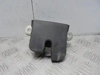 Second-hand car spare part TRUNK LOCK for VOLKSWAGEN PASSAT VARIANT (3C5)  OEM IAM references 3C9827645A  