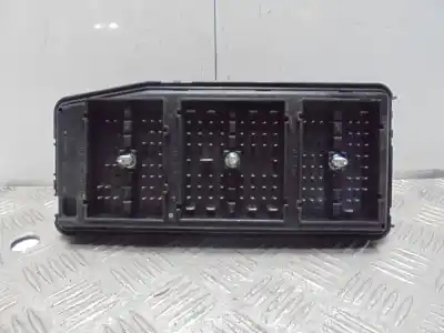 Second-hand car spare part fuse box unit for chevrolet captiva 2.0 vcdi lt oem iam references   