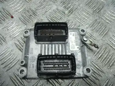 Peça sobressalente para automóvel em segunda mão CENTRALINA DE MOTOR UCE por OPEL CORSA D (S07)  Referências OEM IAM 55557933  