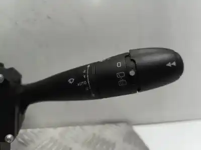 Pezzo di ricambio per auto di seconda mano comando multifunzione per citroen c3 (f desde 11/2001) 1.1 8v riferimenti oem iam 96576767xt  