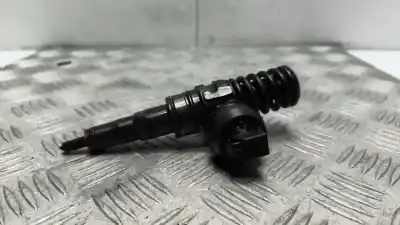 Pezzo di ricambio per auto di seconda mano INIETTORE per AUDI A4 BERLINA (8E) 1.9 TDI (96kW) Riferimenti OEM IAM 038130073AR  