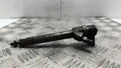 Pièce détachée automobile d'occasion INJECTEUR pour MERCEDES-BENZ SPRINTER 02.00 -> CAJA CERRADA  Références OEM IAM 0445110070  