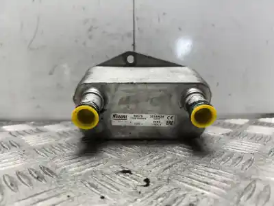 Peça sobressalente para automóvel em segunda mão Radiador De óleo Do Motor por BMW 3 (E46) 320 d Referências OEM IAM 90675  