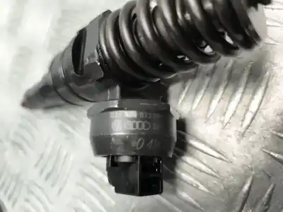 Second-hand car spare part injector for volkswagen eos (1f7, 1f8) 2.0 tdi oem iam references 038130073bn  