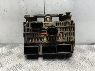 Peça sobressalente para automóvel em segunda mão CAIXA DE FUSÍVEIS E RELÉS por CITROEN C4 I (LC_)  Referências OEM IAM 9661682980   Peça sobressalente para automóvel em segunda mão CAIXA DE FUSÍVEIS E RELÉS por CITROEN C4 I (LC_)  Referências OEM IAM 9661682980