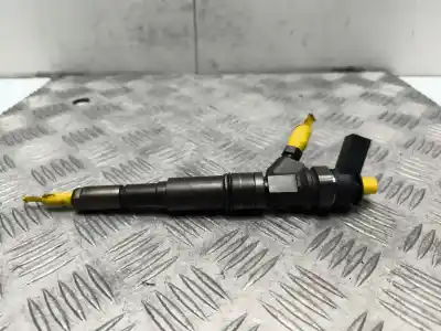 Second-hand car spare part Injector for BMW 3 (E90) 320 D OEM IAM references 7793836  