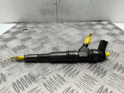 Second-hand car spare part Injector for BMW 3 (E90) 320 D OEM IAM references 7793836  