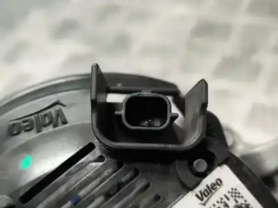 Автозапчастина б/у генератор для renault clio v (b7_) 1.0 tce 100 (b7mt) посилання на oem iam 231008040r  