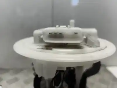 Автозапчастина б/у паливний насос для renault clio v (b7_) 1.0 tce 100 (b7mt) посилання на oem iam 172021210r  