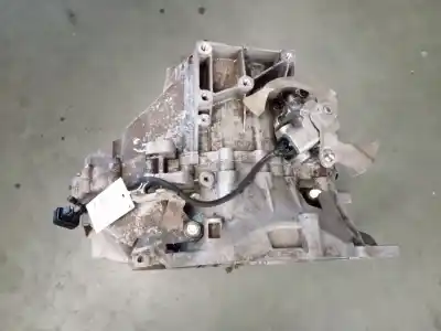 Second-hand car spare part gearbox for ford kuga i 2.0 tdci oem iam references av4r7002ab