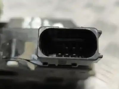 Pezzo di ricambio per auto di seconda mano serratura porta anteriore destra per opel corsa d (s07) 1.2 (l08 l68) riferimenti oem iam 13258274  