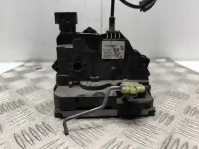 Pezzo di ricambio per auto di seconda mano serratura porta posteriore destra per opel corsa d (s07) 1.2 (l08 l68) riferimenti oem iam 13258267  