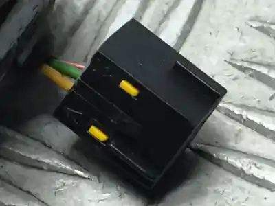 Pezzo di ricambio per auto di seconda mano Specchio Sinistro per OPEL CORSA D (S07) 1.2 (L08 L68) Riferimenti OEM IAM   