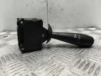 Peça sobressalente para automóvel em segunda mão Comutador De Limpa Vidros por DACIA LOGAN II 1.0 SCe 75 Referências OEM IAM 255670736R  
