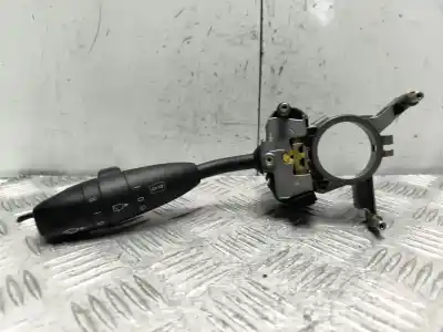 Pièce détachée automobile d'occasion COMMANDE DE CLIGNOTANTS pour MERCEDES-BENZ CLASE A (W169) A 160 CDI (169.006 169.306) Références OEM IAM A1695450210  