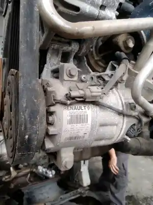 Pezzo di ricambio per auto di seconda mano compressore aria condizionata per renault captur 1.5 dci diesel fap energy riferimenti oem iam 926002352r  z0012593a