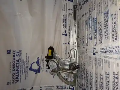 Tweedehands auto-onderdeel Regelaar Rechts Achterruit: voor KIA SORENTO 2.4 16V CAT OEM IAM-referenties XH102PA  83460-3E000