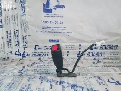 Peça sobressalente para automóvel em segunda mão CHICOTE / ENCAIXE CINTO SEGURANÇA TRASEIRO ESQUERDO por KIA CEE´D  Referências OEM IAM   