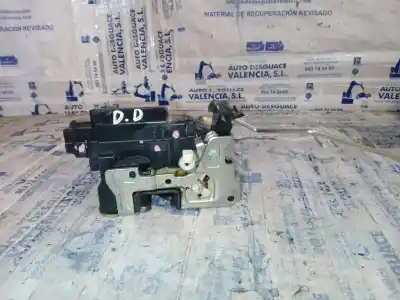 Peça sobressalente para automóvel em segunda mão Fechadura Da Porta Dianteira Direita por DACIA DUSTER Laureate 4x2 Referências OEM IAM   