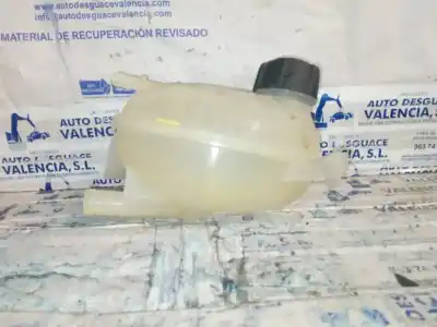 Peça sobressalente para automóvel em segunda mão depósito de expansão por dacia duster laureate 4x2 referências oem iam 217107259r  