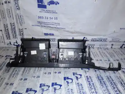 Автозапчастина б/у аераційна решіта для citroen c4 picasso attraction посилання на oem iam 967797317a  967797537a