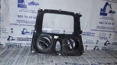 Second-hand car spare part air ventilation grille for dacia duster laureate 4x2 oem iam references 682608729r  682606986r