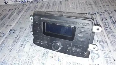 Second-hand car spare part AUDIO SYSTEM / RADIO CD for DACIA DUSTER  OEM IAM references 281153889R  