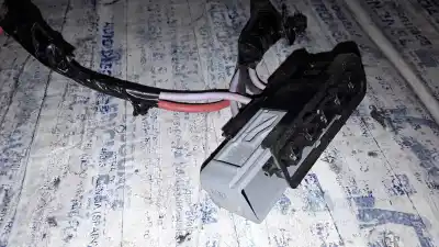 Pezzo di ricambio per auto di seconda mano scatola relè/fusibili per dacia duster laureate 4x2 riferimenti oem iam 115127657r  