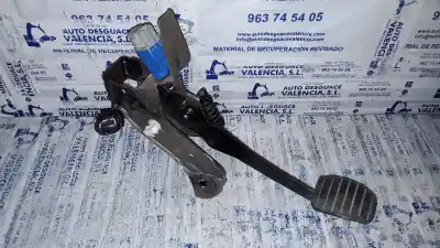 Second-hand car spare part CLUTCH PEDAL for DACIA DUSTER  OEM IAM references 465032800R  