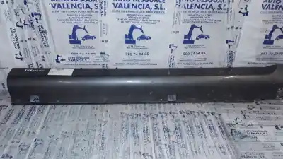 Tweedehands auto-onderdeel Zijrok voor KIA SORENTO 2.4 16V CAT OEM IAM-referenties   