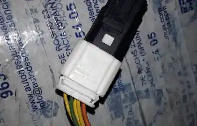 Second-hand car spare part switch for dacia logan ambiance oem iam references 8200276361  