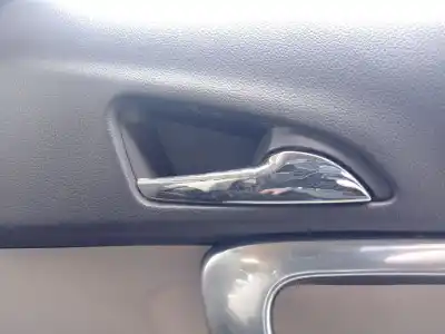 Автозапчасти б/у ВНУТРЕННЯЯ ЗАДНЯЯ ПРАВАЯ РУЧКА за OPEL INSIGNIA A (G09)  ссылки OEM IAM    Автозапчасти б/у ВНУТРЕННЯЯ ЗАДНЯЯ ПРАВАЯ РУЧКА за OPEL INSIGNIA A (G09)  ссылки OEM IAM