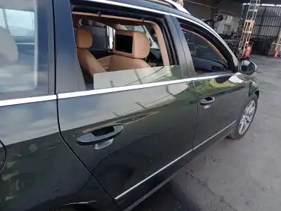 Автозапчастина б/у ДВЕРІ ЗАДНІ ПРАВІ для VOLKSWAGEN PASSAT B5.5 VARIANT (3B6)  Посилання на OEM IAM   