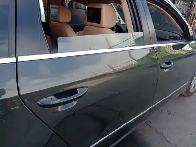 Автозапчасти б/у замок задней правой двери за VOLKSWAGEN PASSAT B5.5 VARIANT (3B6) 2.0 TDI ссылки OEM IAM   