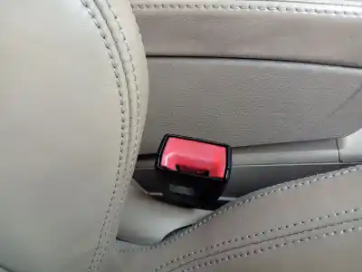 Peça sobressalente para automóvel em segunda mão chicote / encaixe cinto segurança dianteiro direito por volkswagen passat b5.5 variant (3b6) 2.0 tdi referências oem iam 