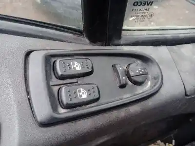 Автозапчастина б/у передні вікний вмикач для iveco daily iv furgón 35c13 v, 35c13 v/p, 35s13 v, 35s13 v/p посилання на oem iam 