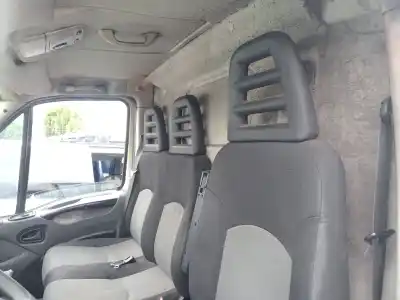 Автозапчастина б/у комплект сидів для iveco daily iv furgón 35c13 v, 35c13 v/p, 35s13 v, 35s13 v/p посилання на oem iam 