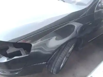 Peça sobressalente para automóvel em segunda mão guarda-lamas dianteiro esquerdo por volkswagen passat b5.5 variant (3b6) 2.0 tdi referências oem iam 
