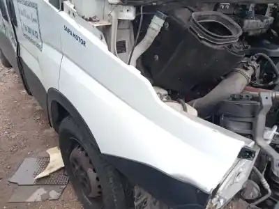 Автозапчасти б/у переднее правое крыло за iveco daily vi caja/chasis 33s13, 35s13, 35c13 ссылки oem iam   