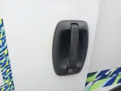 Автозапчастина б/у ліва передня зовнішня ручка для iveco daily vi caja/chasis 33s13, 35s13, 35c13 посилання на oem iam 