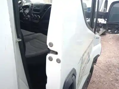 Автозапчастина б/у замок передній праві двері для iveco daily vi caja/chasis 33s13, 35s13, 35c13 посилання на oem iam 