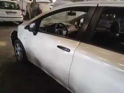 Peça sobressalente para automóvel em segunda mão porta da frente esquerda por nissan note (e12) 1.2 referências oem iam 