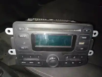 Piesă de schimb auto la mâna a doua SISTEM AUDIO / CD RADIO CASETOFON pentru DACIA DUSTER (HS_)  Referințe OEM IAM 281155248R  