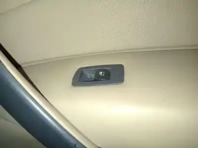 Peça sobressalente para automóvel em segunda mão botão / interruptor elevador vidro traseiro direito por bmw x3 (e83) 3.0 d referências oem iam 