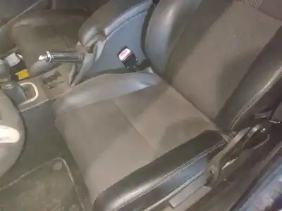 Peça sobressalente para automóvel em segunda mão assento dianteiro esquerdo por renault megane iii fastback (bz0/1_, b3_) 1.9 dci (bz0n, bz0j) referências oem iam    Peça sobressalente para automóvel em segunda mão assento dianteiro esquerdo por renault megane iii fastback (bz0/1_, b3_) 1.9 dci (bz0n, bz0j) referências oem iam