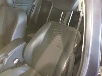 Peça sobressalente para automóvel em segunda mão assento dianteiro esquerdo por renault megane iii fastback (bz0/1_, b3_) 1.9 dci (bz0n, bz0j) referências oem iam    Peça sobressalente para automóvel em segunda mão assento dianteiro esquerdo por renault megane iii fastback (bz0/1_, b3_) 1.9 dci (bz0n, bz0j) referências oem iam
